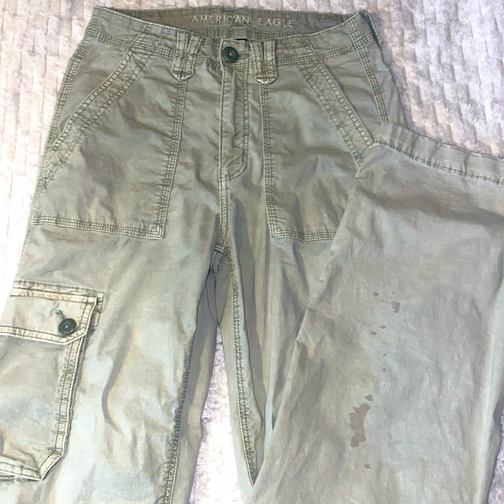 American eagle green cargos